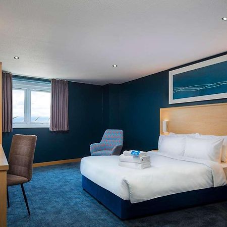 Travelodge Reading Whitley Rum bild